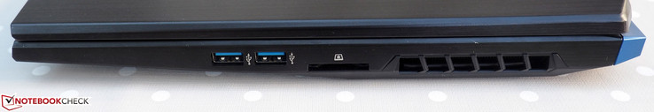 Right-hand side: 2x USB Type-A 3.0, card reader