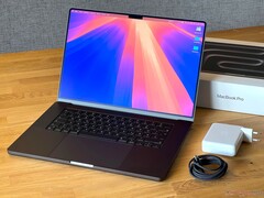 It might take a bit longer until the Apple MacBook Pro gets the M6 and a thorough redesign (Image source: Notebookcheck)