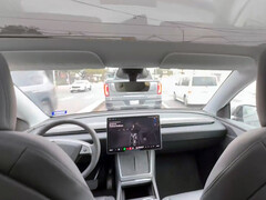 Model Y robotaxi ride without safety monitor. (Image source: TSLA99T)