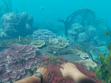 Players can also explore the underwater world in Stranded Deep.