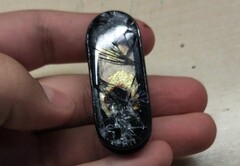 The Mi Band 5 apparently exploded while being charged. (Image source: Michele Costa)