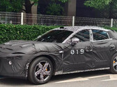 Alleged Xiaomi SUV test mule (image: XChuxing)