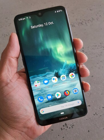 The Nokia 7.2 has an 81.3% display-to-body ratio. (Source: Notebookcheck)