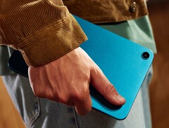 The Alexa Tablet 8 is available in pink, turquoise, and dark gray.