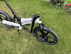 Folding the Gocycle G4...