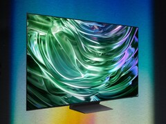 The 83-inch Samsung S90D features a 4K WOLED panel. (Image source: Samsung, Unsplash, edited)