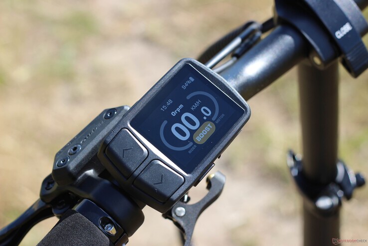 The display is easy to read even in sunlight
