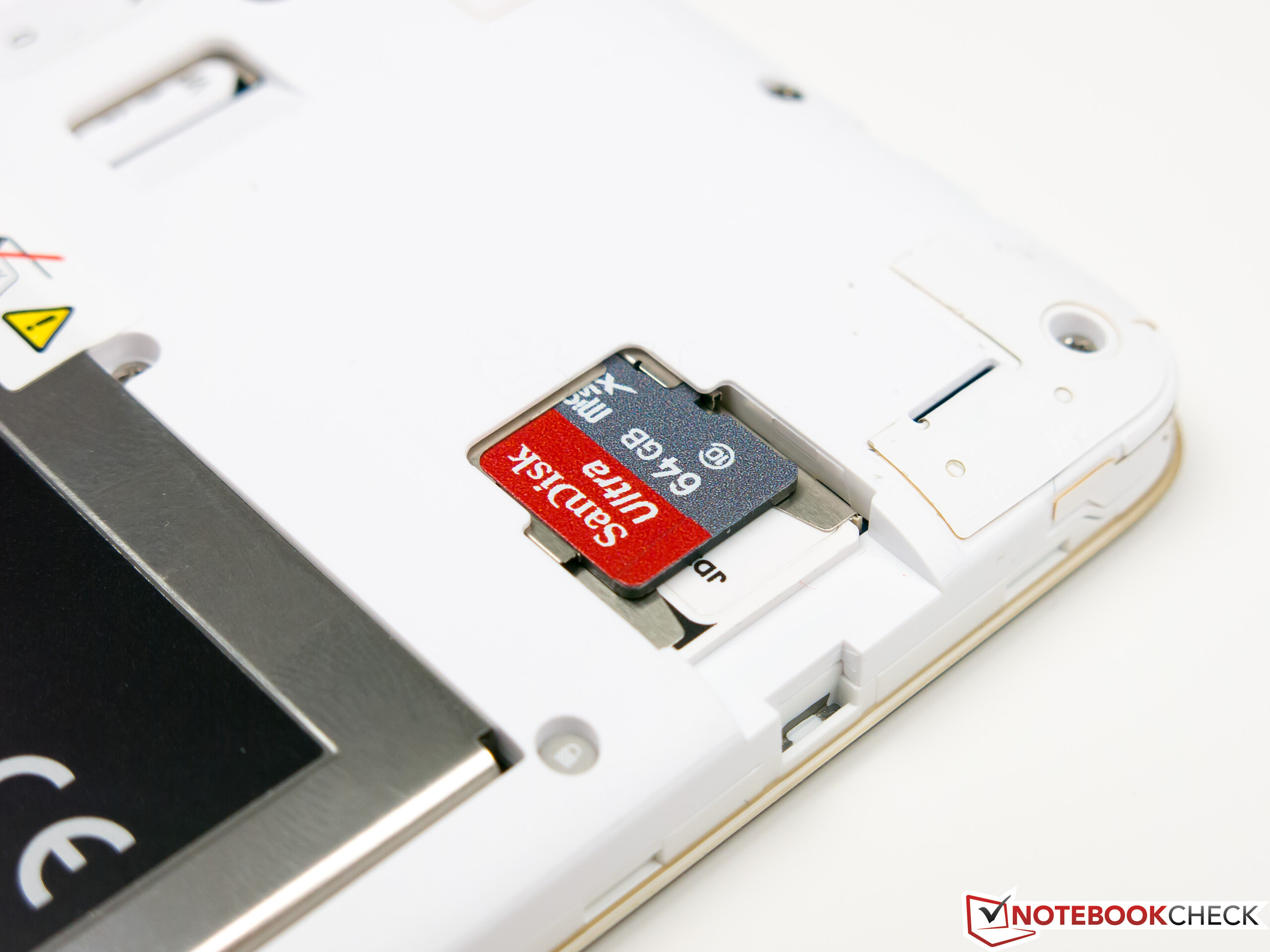 ZTE Blade A452 Smartphone Review - NotebookCheck.net Reviews