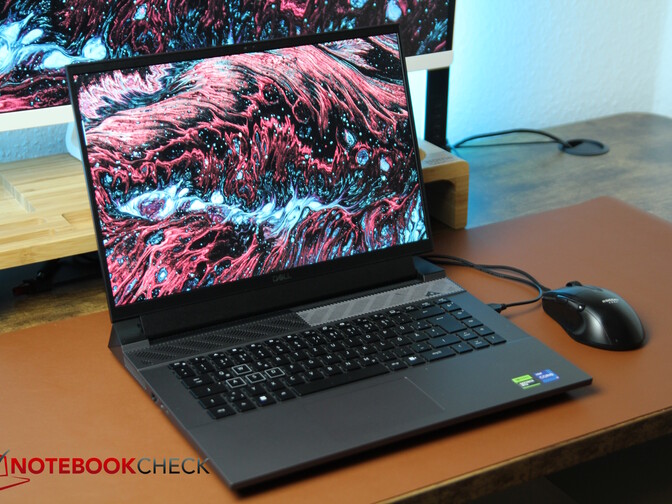 Latest Dell G16 7630 gaming laptop with QHD+ display and RTX 4060
