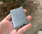 Upcoming Intel Xeon Sapphire Rapids processors may be "upgradeable". (Image Source: Bilibili)
