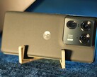 The Motorola Edge 50 Ultra's case is high-quality and unique. But it has a lot to offer under the hood, too. (Image source: Notebookcheck)