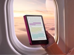 The Colorsoft offers a beautiful 7-inch color E Ink display, letting you enjoy your favorite comics and graphic novels in their full glory. (Image source: Amazon)