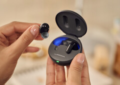 The LG TONE Free T90 earbuds can be recharged wirelessly via the Qi standard. (Image source: LG)