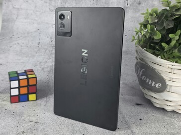 Lenovo's Legion Tab Gen 3 tested (Image source: Marcus Herbrich)