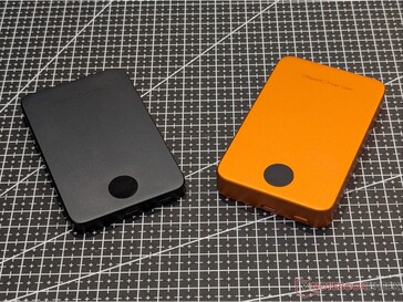 ReelCharge Solid State Wireless Power Bank - 5,000 mAh (left) and 10,000 mAh (right).