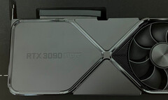 NVIDIA would have distinguished the RTX 3090 SUPER with an all-black design. (Image source: @KittyYYuko)