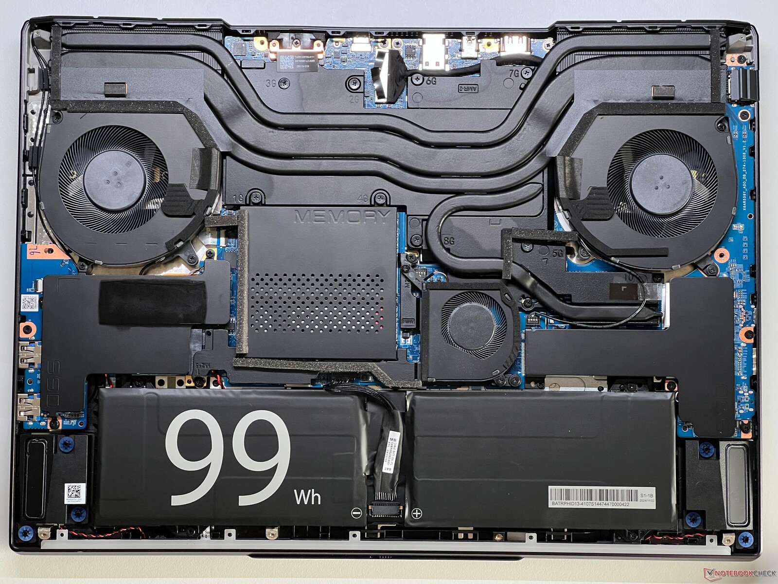 csm_xmg_neo_16_A25_ES_case_04_a5acbd83f6