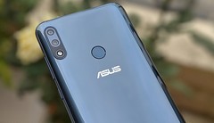 Asus Zenfone Max Pro M2 with Qualcomm Snapdragon 660 and Corning Gorilla Glass 6 (Source: Android Authority)