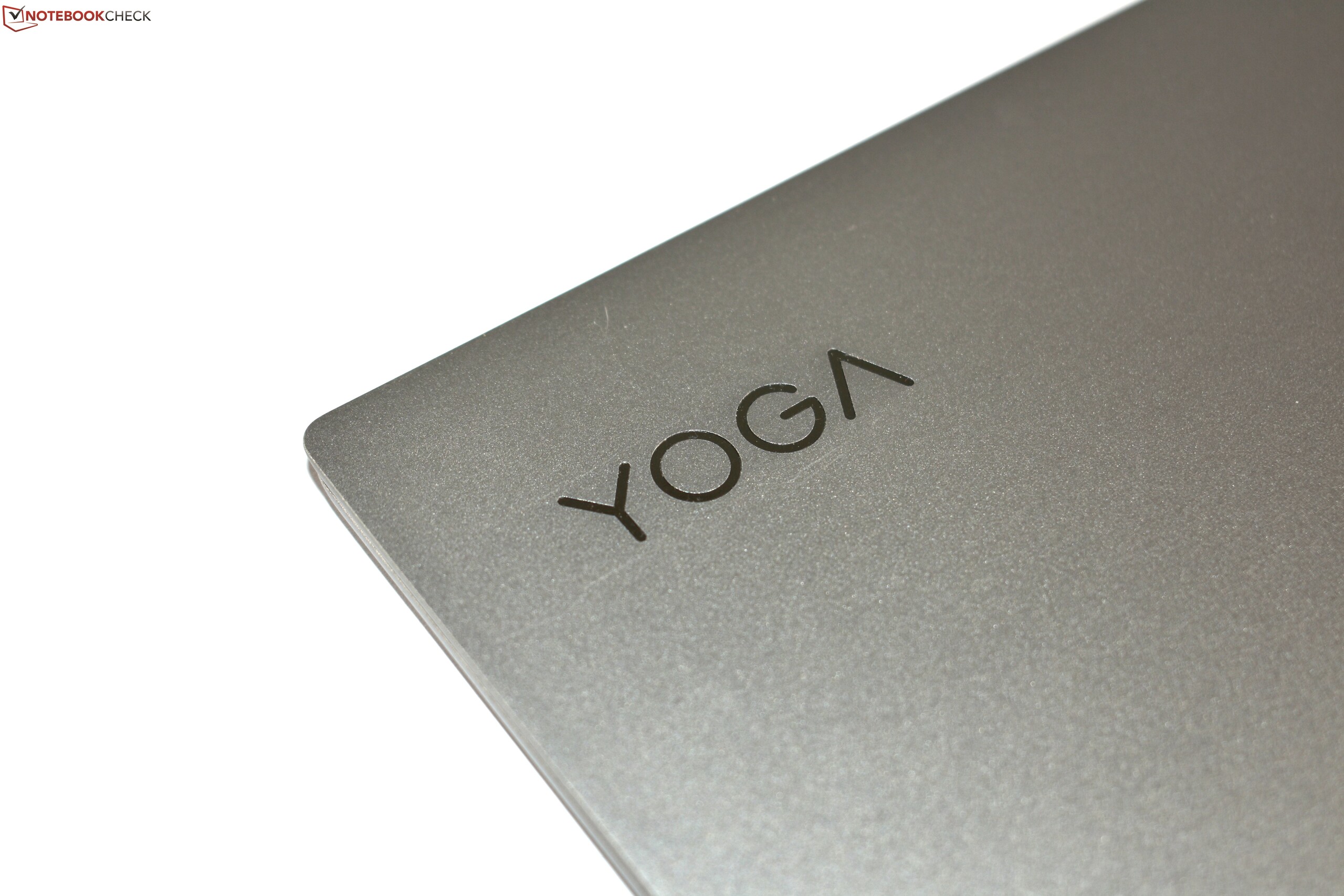 Lenovo Yoga S730-13IWL (FHD, Core i7-8565U) Laptop Review