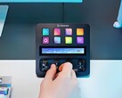 Das Elgato Stream Deck+ kombiniert ein Display mit acht Buttons und vier Drehregler für die größtmögliche Flexibilität. (Bild: Elgato)