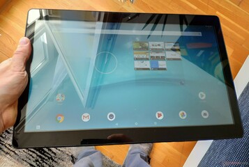 Using the TrekStor Surftab Theatre L15 inside