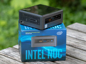 Intel NUC8i3CYSM Review