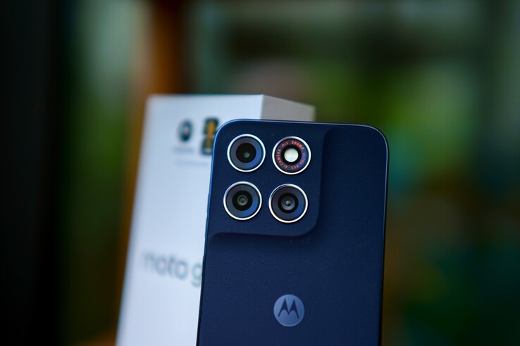 Motorola Moto G87 in the test.
