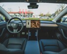 Tesla's Full Self-Driving is an $8,000 outright or $99/month subscription. (Image Source: Bram Van Oost)