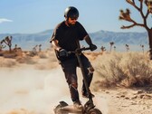 The iScooter iX7 Pro off-road e-scooter boasts a 720 Wh battery and offers up to 50 miles (80 km) of range (Image source: iScooter) 