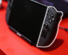 Lenovo Legion Go 2 backwards compatible controller