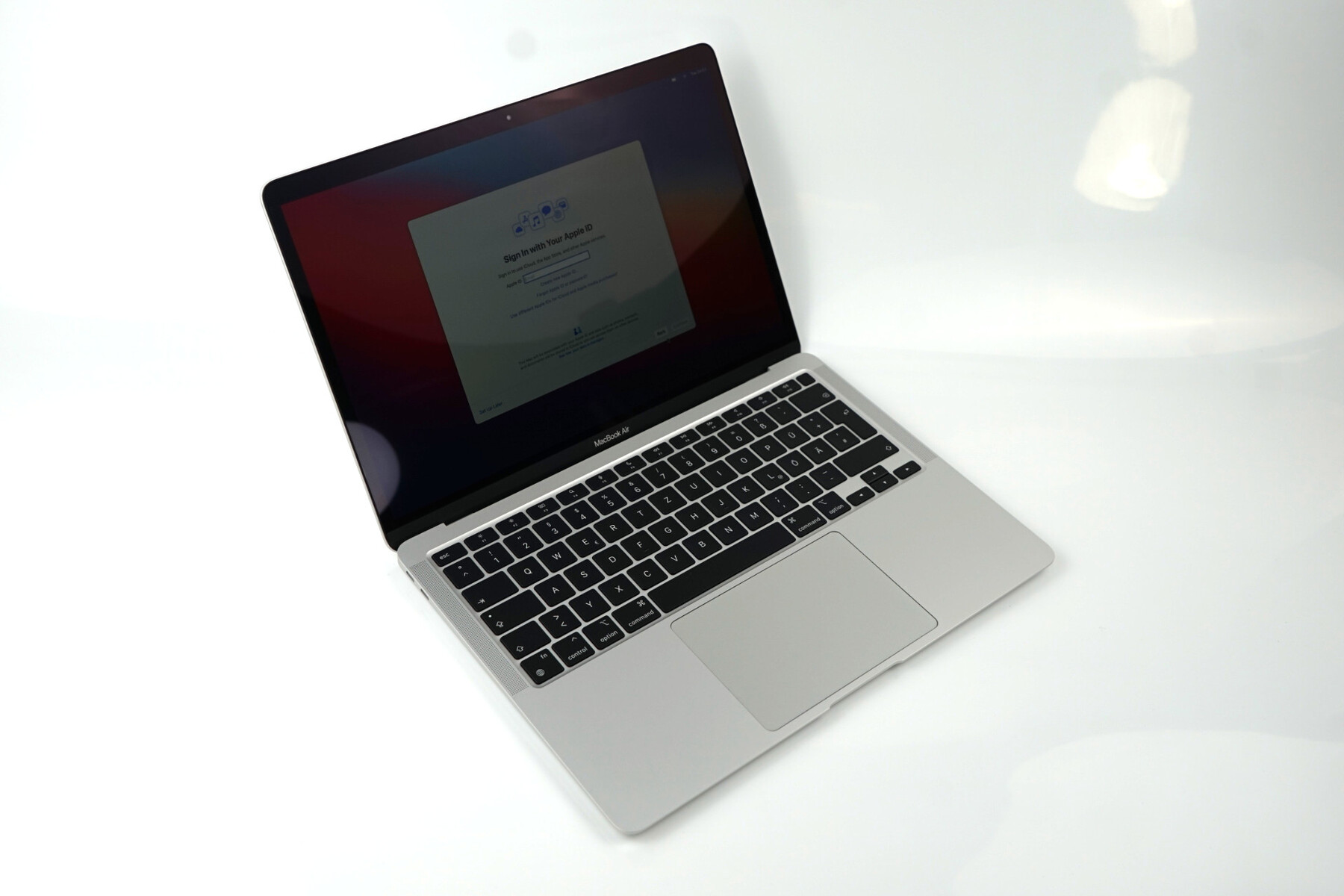 Apple's MacBook Air 15 M2 is expensive, but practically unrivaled -   News