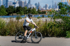 The E-Sauce features a 750 W rear hub motor