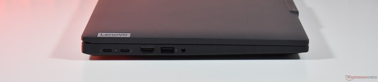 left: 2x Thunderbolt 4, HDMI, USB A 3.2 Gen 1, 3.5mm Audio