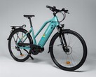 The 2024 Neomouv Raipon 2 VTC e-bike is available at Decathlon France. (Image source: Decathlon)