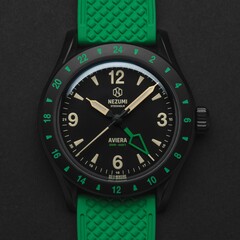 The Nezumi Aviera watch features a Miyota caliber 9075 caliber automatic GMT movement (Image source: Nezumi Studios)