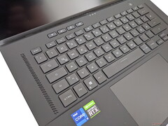 Asus ROG Zephyrus M16 - Keyboard