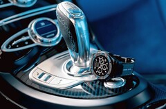 Bugatti Carbone Limited Edition luxury smartwatch (Source: Bugatti Smartwatches)