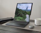 The ThinkBook Plus Gen6 houses a 16.7-inch OLED screen in a 14-inch form factor (Image source: Notebookcheck)