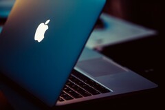  Top 4 laptops that last over 15 hours on a single charge (Source: Unsplash)
