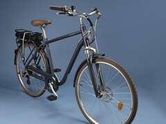 The Decathlon Elops 900E is discounted in various EU countries. (Image source: Decathlon)