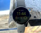 The Pixel Watch 4 will offer new SOS features as well as new functions for fitness enthusiasts, according to a leak. (Image source: Notebookcheck)