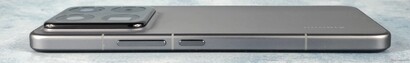Right case side (buttons: on/off, volume)