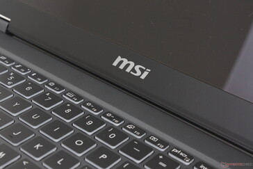 Curiously, MSI is still using its older logo design on the front of the display