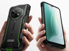 The Fire 5 Pro is a rugged smartphone with an enormous battery capacity (Image source: Doogee)