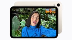 Front and rear views of the iPad mini with camera