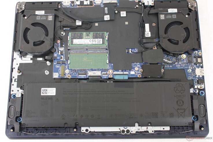 2026 Alienware 16X motherboard shows no significant changes