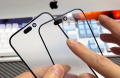 The iPhone 15 Pro Max is reputed to offer the thinnest bezels of the entire iPhone 15 series. (Image source: Bilibili)