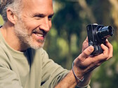 Panasonic announces the Lumix ZS99 4K 20MP point-and-shoot camera with 5-axis stablized, 30x optical zoom. (Image source: Panasonic)