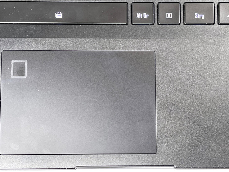 Aero 15 OLED XC - Touchpad with integrated fingerprint scanner