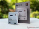 Ayaneo Retro Powerbank hands-on review: Super Nintendo-look and OLED display draw attention